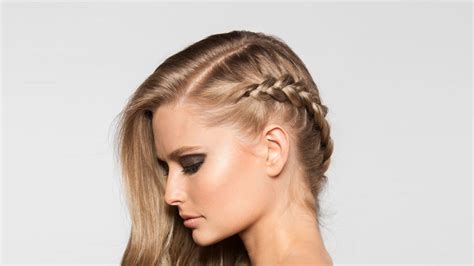 Braid How-To: A Chic and Easy 3-Step Side French Braid | Glamour