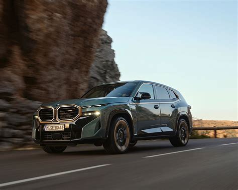 BMW XM is a Crazy Fast Hybrid SUV with a Controversial Grille Design | WERD