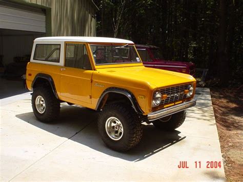 Master Picture List of Original Colors | Classic ford broncos, Classic ...