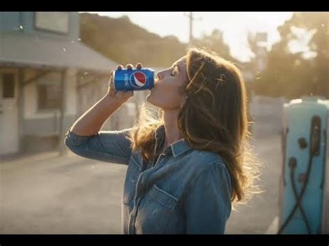 Pepsi Super Bowl Commercial 2018 Cindy Crawford, Britney Spears - YouTube