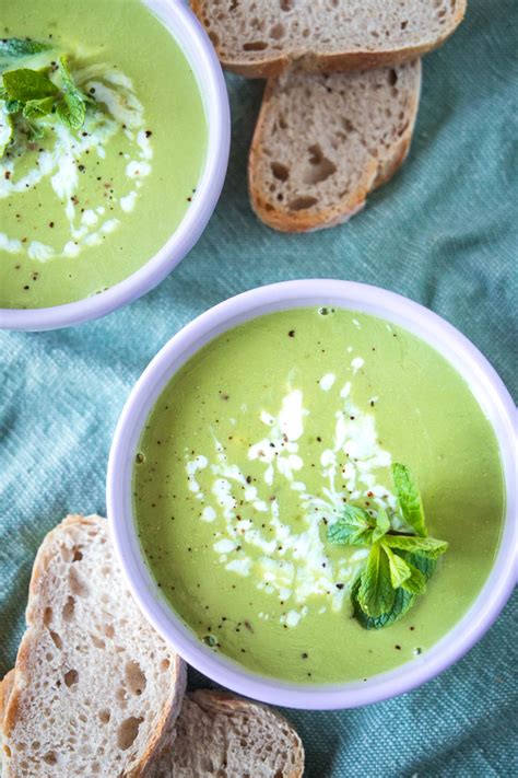 Pea and Mint Soup Recipe: EASY, Sweet & Fragrant