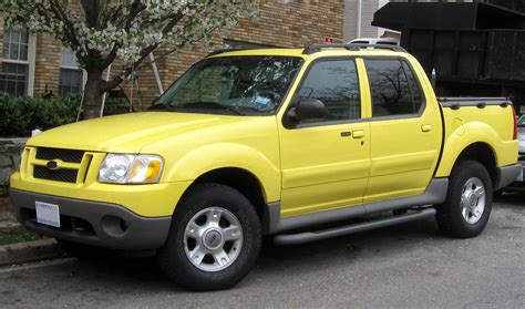 2003 Ford Explorer Sport Trac XLS - Crew Cab Pickup 4.0L V6 4x4 auto 4. ...