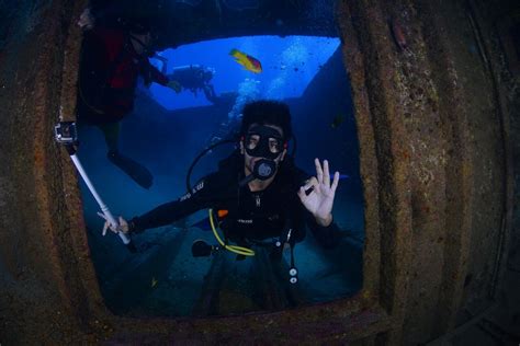 Wreck Diving