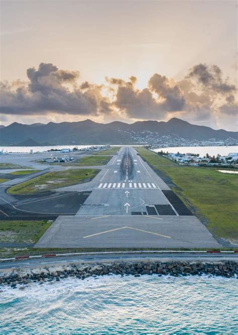 Getting To St Maarten