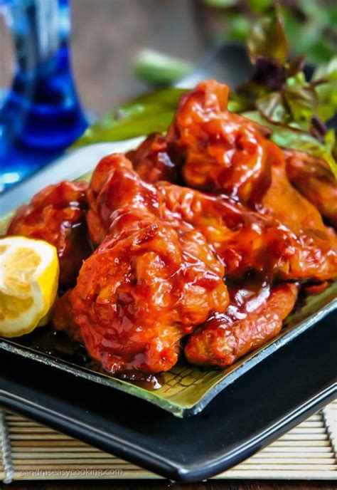 Chicken Wings in Honey-Sriracha Sauce - Sandra's Easy Cooking