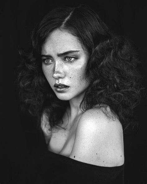 Pin by Valeryja Bahdanovič on references | Reference photos for artists, Women with freckles ...