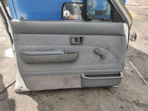 Toyota Hilux 1992 Door Trim – Used Car Parts Online