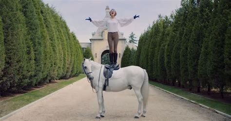 Taylor’s ‘Blank Space’ Horses Nab First Profile -- Vulture