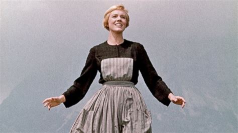 Julie Andrews on New 'Mary Poppins,' Possible 'Sound of Music' Remake ...