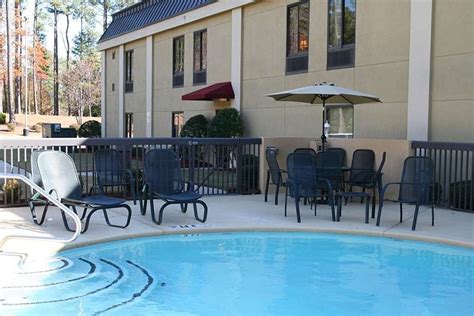 Hampton Inn Atlanta Peachtree City Pool Pictures & Reviews - Tripadvisor