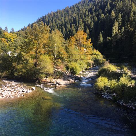 Exploring Downieville, CA as a non-biker - Hannah on Horizon