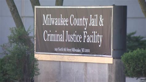 Milwaukee County Jail inmates barricade selves in library, 27 charged | FOX6 Milwaukee