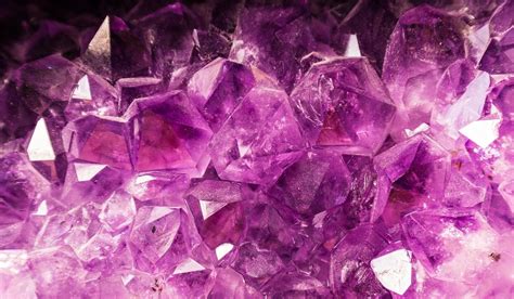 February Birthstone: Channelling the Amazing Effects of Amethyst