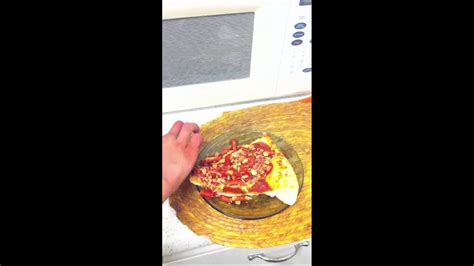 how to make takis pizza - YouTube