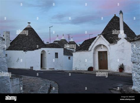 alberobello night view Stock Photo - Alamy