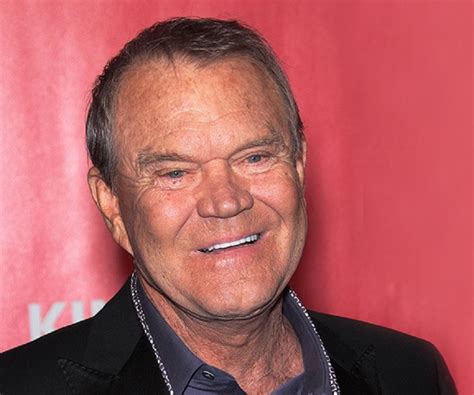 Glen Campbell Biography - Facts, Childhood, Family Life & Achievements