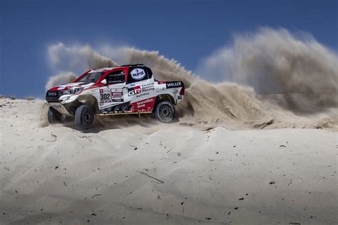 2019 Toyota Hilux Dakar Rally 6 - Paul Tan's Automotive News