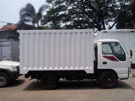 Harga Isuzu Elf karoseri Box Alumunium - Harga Isuzu Elf Giga | Isuzu ...