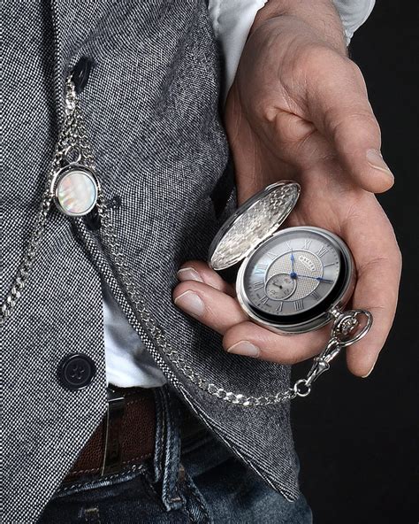 Exceptional Design for Men: Gifts & Personalised Accessories - Dalvey