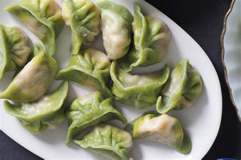 No Sweet Sour: Three Umami Dumplings in Emerald Jade Wrappers (Sanxian Jiaozi, 三鲜饺子) | The Mala ...