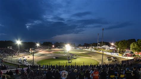 Tony Stewart's SRX series coming to Slinger Speedway July 10 on CBS