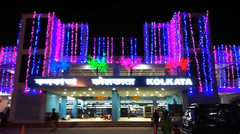 Gorgeous View of Kolkata Railway Station at Night - YouTube