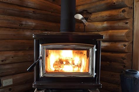 6 Best Wood Stove Fans (Winter 2024) – The Complete Guide