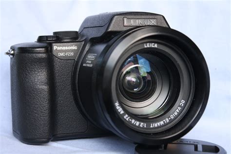 Minolta Zoom 3x-1x f/1.7-2.8 Macro Autofocus Lens: Panasonic LUMIX DMC-FZ20 5.0 MP Digital ...