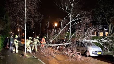 Storm Jocelyn zorgt voor overlast in westen van Nederland | NU.nl