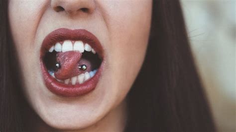 Tongue Bleeding Causes, After Brushing, Biting Tongue, No Reason and How to Stop It - American ...