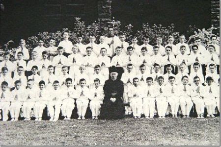 Sacred Heart School - Find Alumni, Yearbooks and Reunion Plans