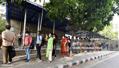 37 Barakhamba Road Metro Station Stock Photos, High-Res Pictures, and ...