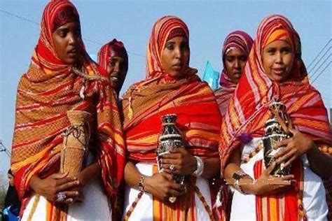 ancient Somali women dressing | African traditions, African love, Somali