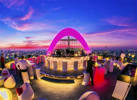 CRU Champagne Bar - Rooftop bar in Bangkok | The Rooftop Guide