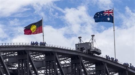 Aboriginal flag to fly on Sydney Harbour | Shepparton News