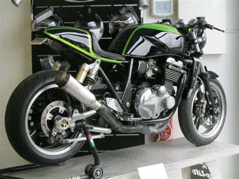 Stunning Kawasaki ZRX Bike