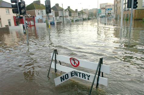 Minister set to decide on Cork city flood defence plans early next year