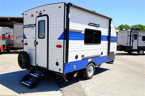 2020 Sunset Park RV Sun Lite 16BH on RVUSA | Rv, Vintage rv, Travel trailer