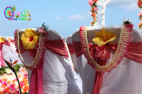 Hawaii wedding flower leis multi colored