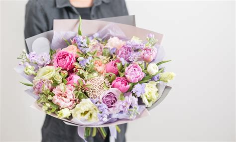 Flower Delivery - Kings Flowers | Groupon