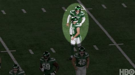 Jets Punter Thomas Morstead Running Off the Field | Hard Knocks