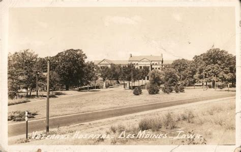 Veterans Hospital Des Moines, IA Postcard