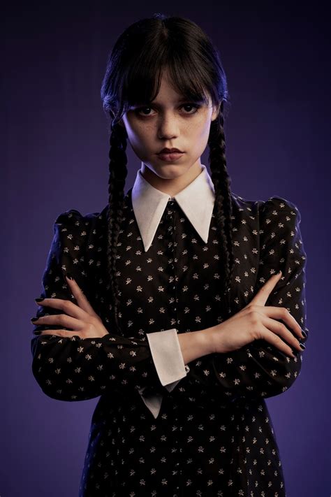 How To Do Wednesday Addams Makeup