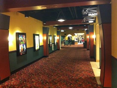 AMC Newport on the Levee 20 in Newport, KY - Cinema Treasures