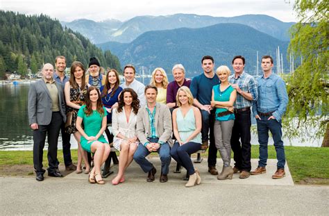 Its a Wonderful Movie - Your Guide to Family and Christmas Movies on TV: 'CEDAR COVE' Returns to ...