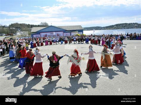 Round Dance High Resolution Stock Photography and Images - Alamy