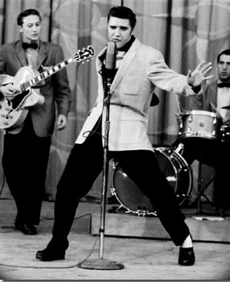 The Milton Berle Show 1956 - Elvis Presley Photo (44069822) - Fanpop ...