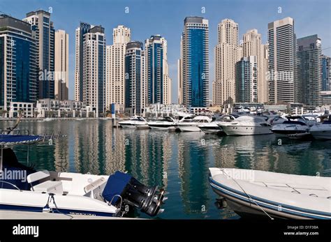 Skyscrapers and marina, Dubai Marina, Dubai Stock Photo - Alamy