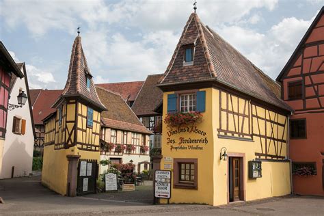 10 Fairytale Towns to Visit on the Alsace Wine Route | Earth Trekkers