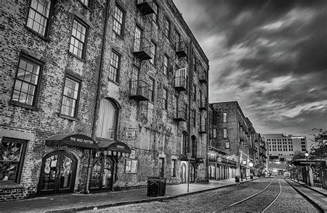 River Street Savannah Georgia Photograph by Gestalt Imagery - Fine Art America